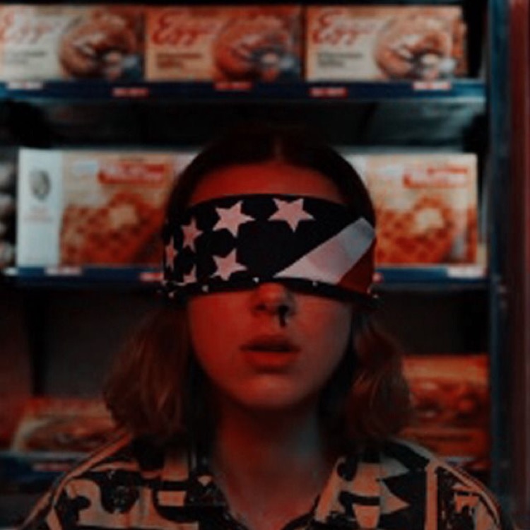 STRANGERTHINGS 