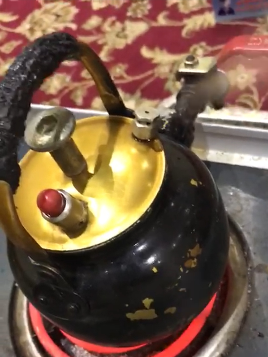 Tea pot