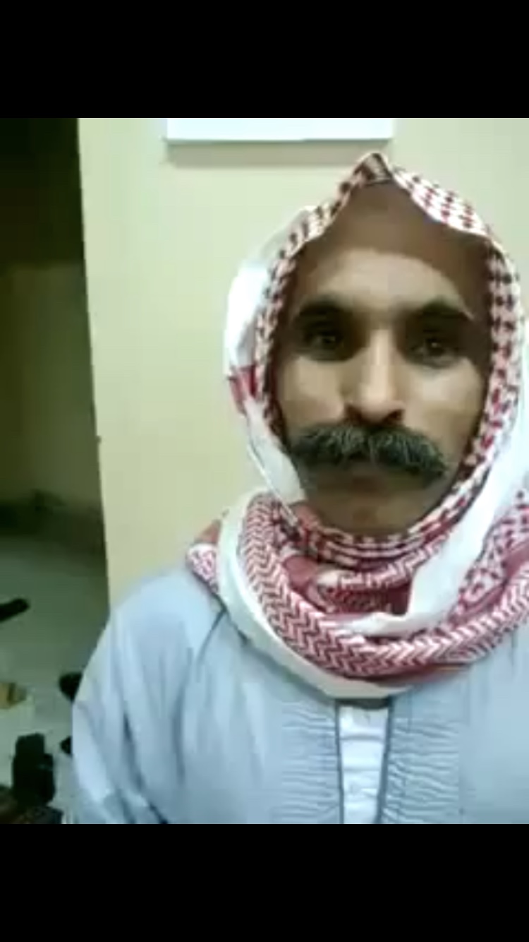 يويل امها. 