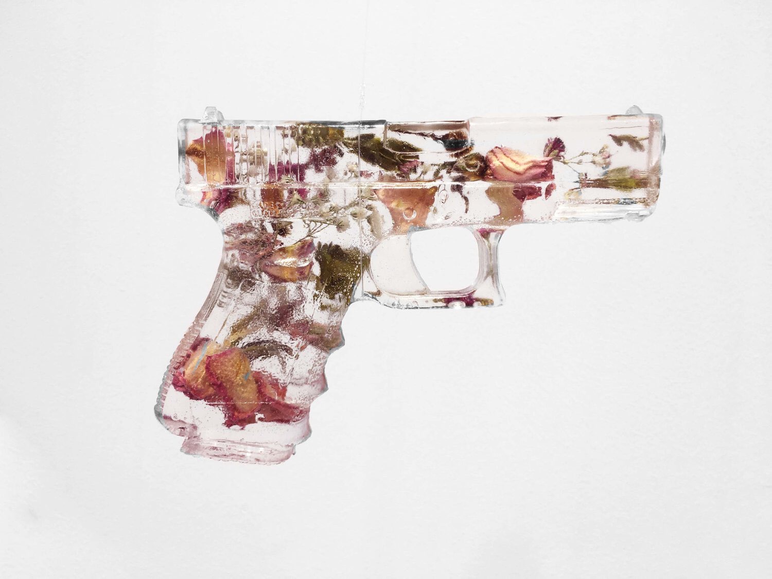 GUNSS AND ROSES